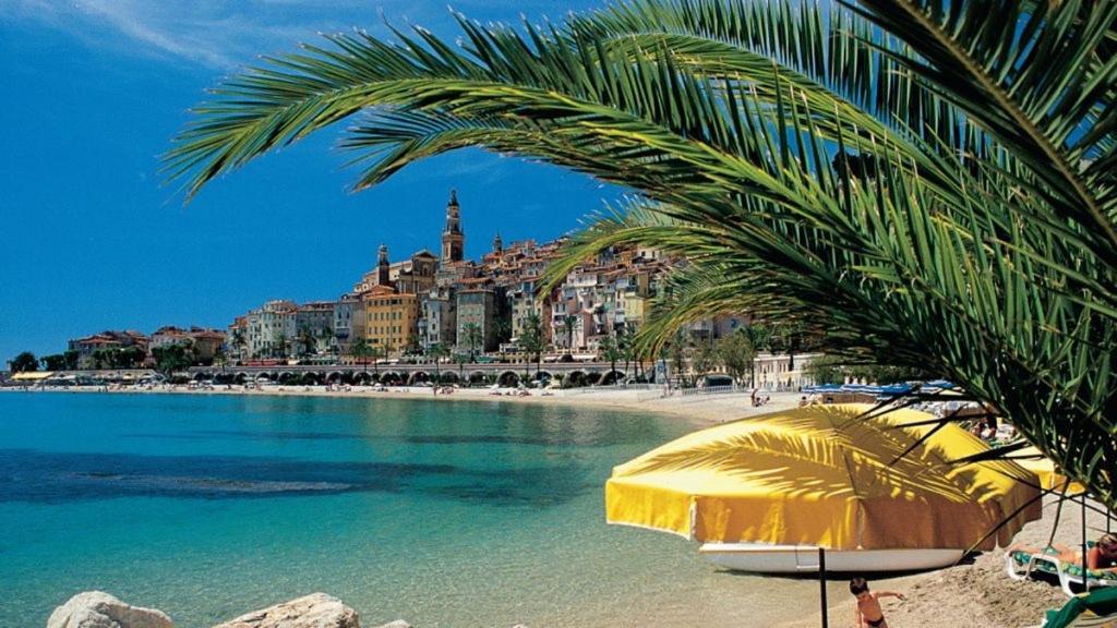 Monaco # Menton - 4 Persons - Hypercenter - Private Parking - Full Renovated - Clim - Fast Wifi - Beach And Sun Exterior photo
