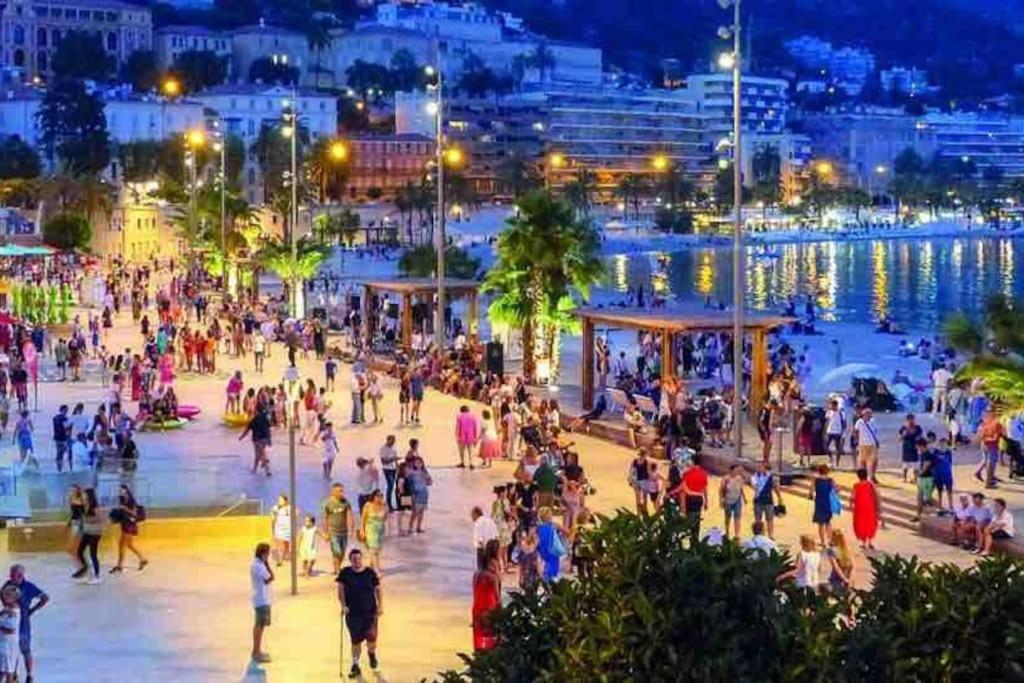 Monaco # Menton - 4 Persons - Hypercenter - Private Parking - Full Renovated - Clim - Fast Wifi - Beach And Sun Exterior photo
