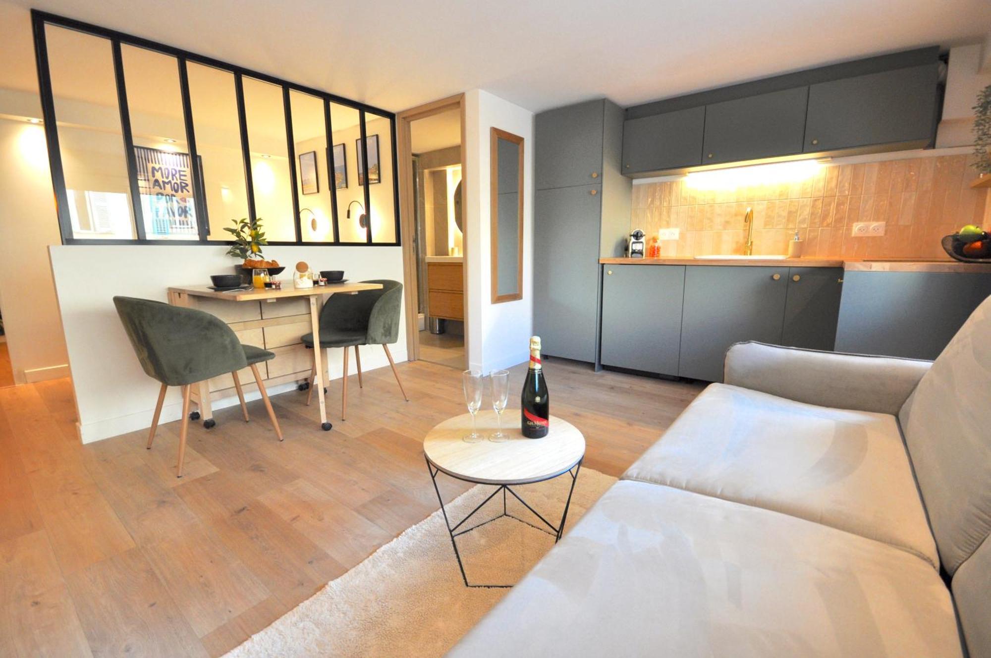 Monaco # Menton - 4 Persons - Hypercenter - Private Parking - Full Renovated - Clim - Fast Wifi - Beach And Sun Exterior photo