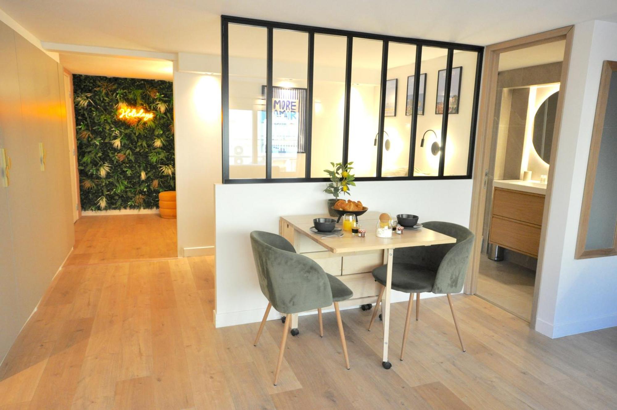 Monaco # Menton - 4 Persons - Hypercenter - Private Parking - Full Renovated - Clim - Fast Wifi - Beach And Sun Exterior photo